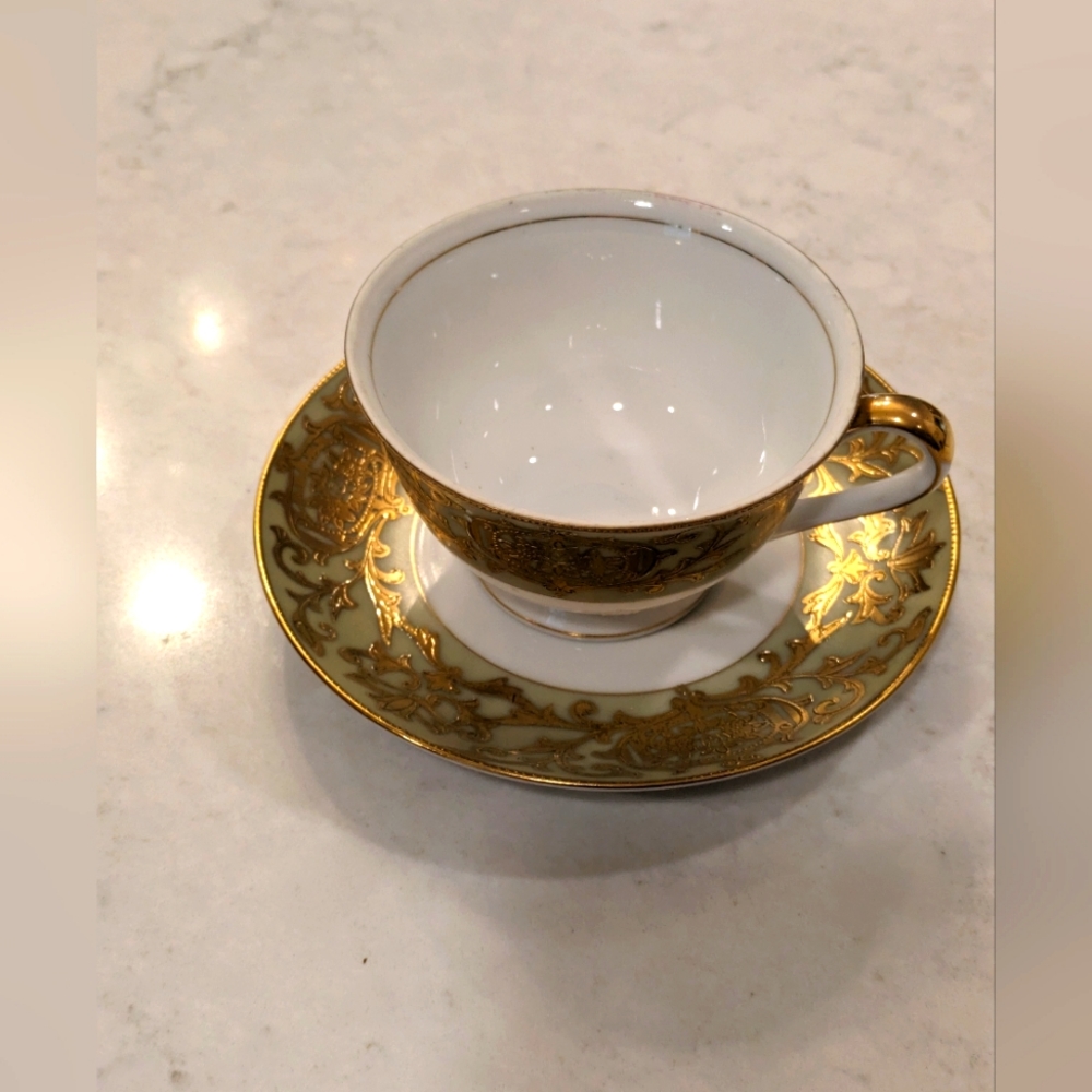Westbrook Teacup & Saucer